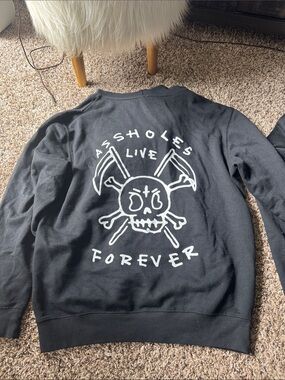 Black Graphic Crewneck Sweatshirt with Skull Back Print